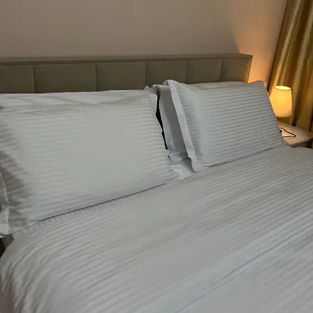 Art R Apartment Apartment *