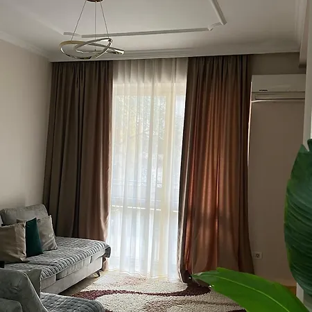 Art R Apartman